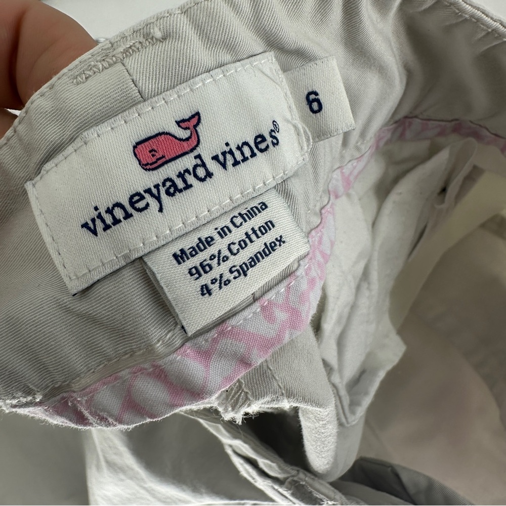 Vineyard Vines Khaki Shorts - Picture 9 of 9